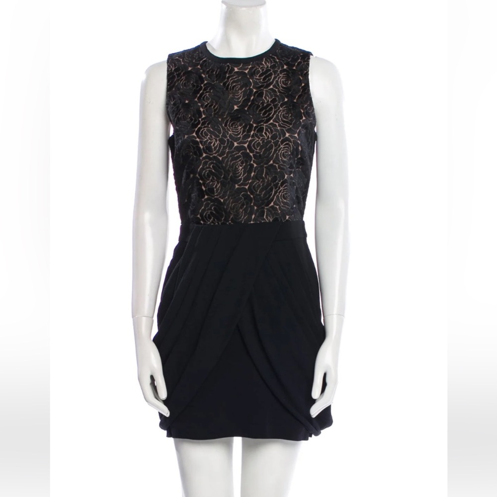 ALC Black Lace Mini Cocktail Dress Draping Wrap Skirt Floral Fancy Party Size 6